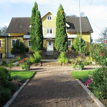 Vaenhems Cafe & Vandrarhem Korsberga Exterior foto